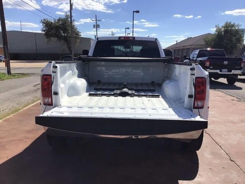 2018 RAM 3500 TradesmanImage 22