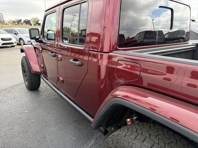 Used 2021 Jeep Gladiator MojaveImage 12