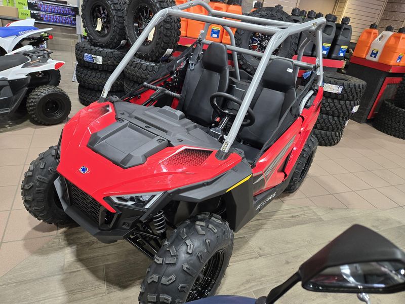 NEW 2026 POLARIS RZR 200 EFI Image 3