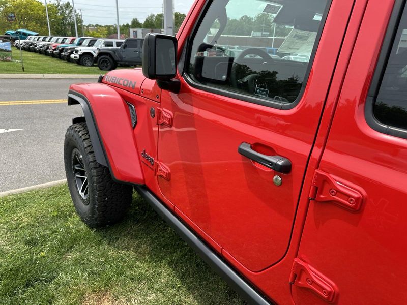 2024 Jeep Wrangler 4-door Rubicon XImage 16