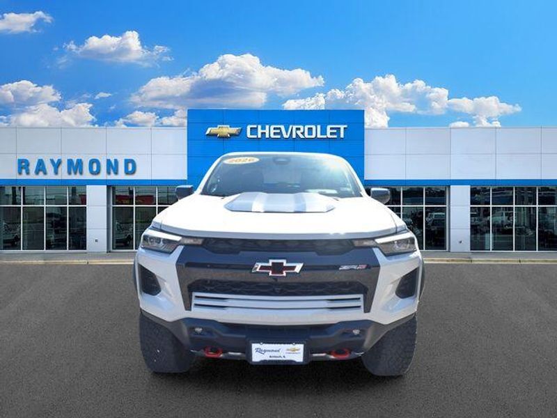 New 2026 Chevrolet Colorado ZR2Image 9