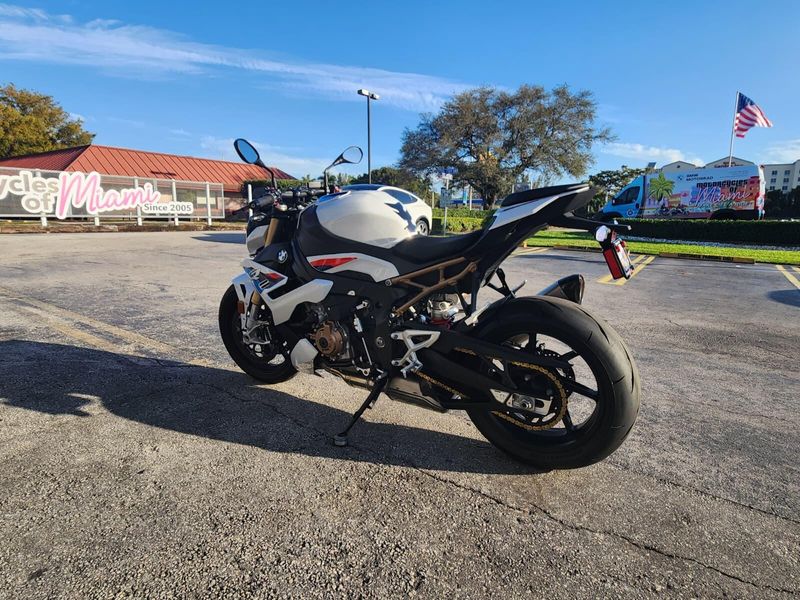Used 2023 BMW S 1000 R Image 6