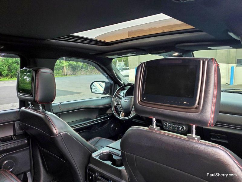 2021 Ford Expedition Limited Stealth EditionImage 31