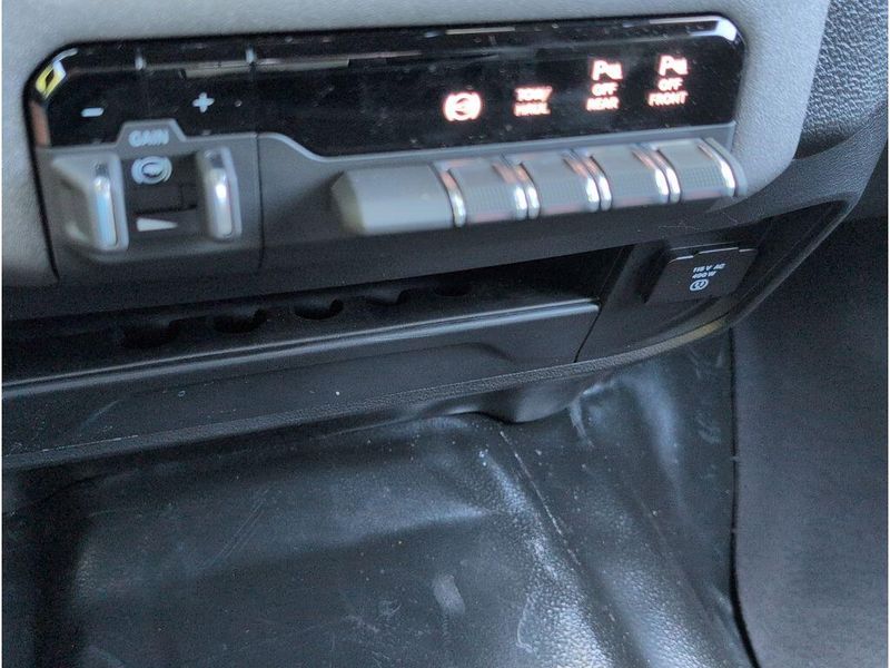 New 2026 RAM 2500 Tradesman Crew Cab 4x4 6