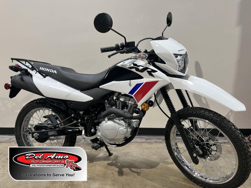 New 2025 Honda XR150L Image 1
