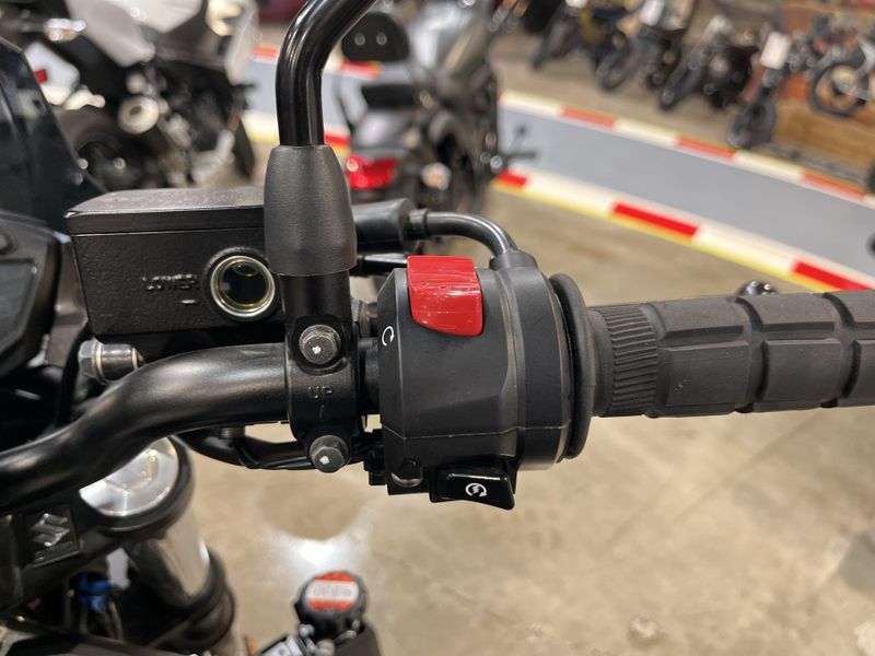 Used 2024 Suzuki SV650 ABS Image 12
