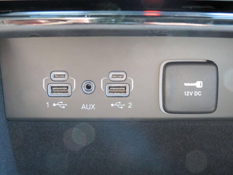 2021 Jeep Grand Cherokee L Limited 4x4 4dr SUVImage 23