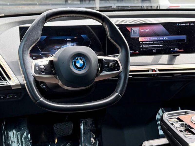 Used 2023 BMW iX xDrive50Image 28