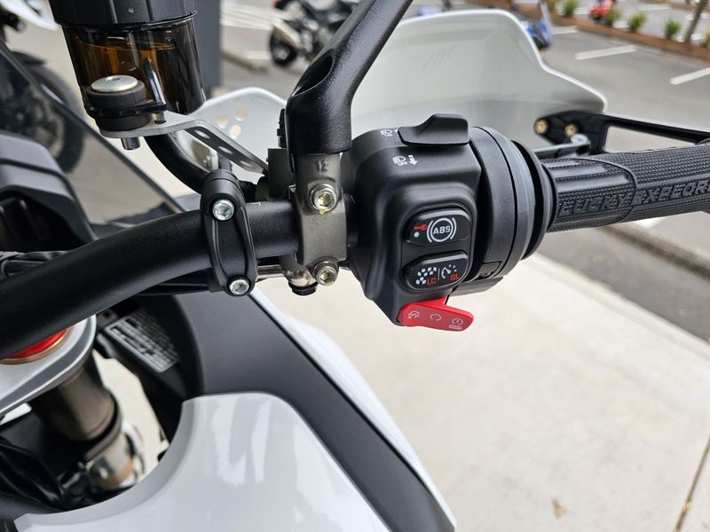 2024 MV Agusta LXP Orioli