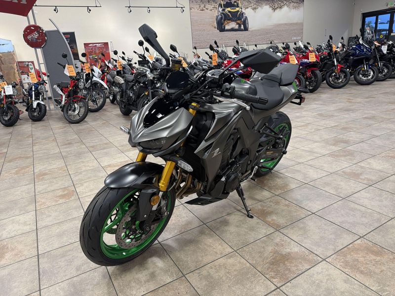 New 2026 Kawasaki Z1100 SE ABS Image 13