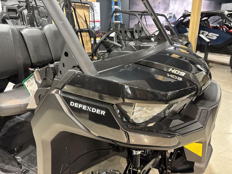 New 2026 Can-Am DEFENDER MAX DPS HD9 Image 15
