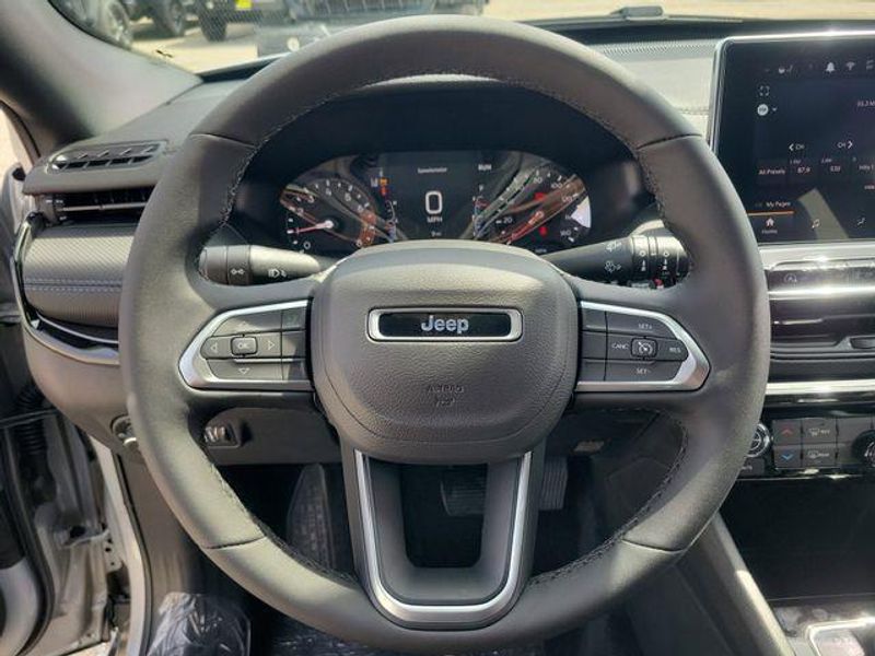 New 2026 Jeep Compass Latitude Altitude 4x4