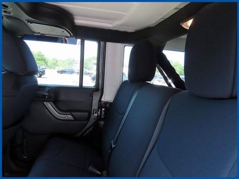 2016 Jeep Wrangler Unlimited SportImage 10