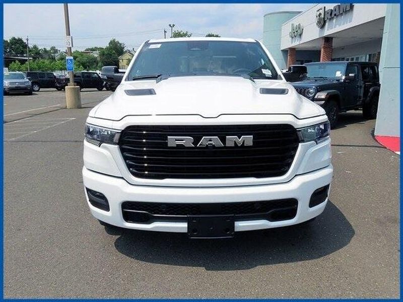 2025 RAM 1500 LaramieImage 3