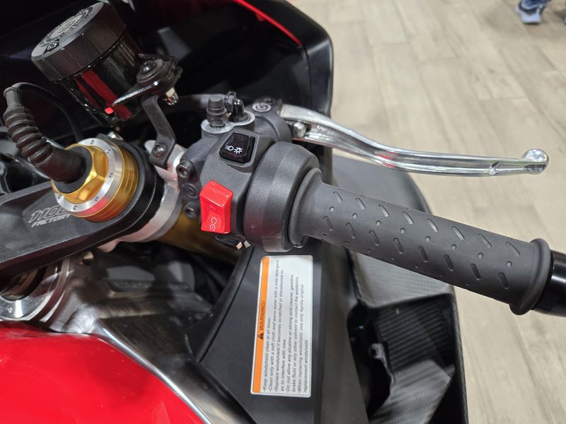USED 2024 APRILIA RSV4 1100 Image 26
