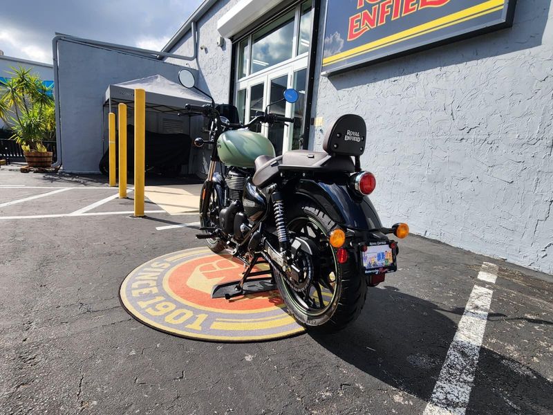 New 2024 Royal Enfield METEOR 350 Image 7