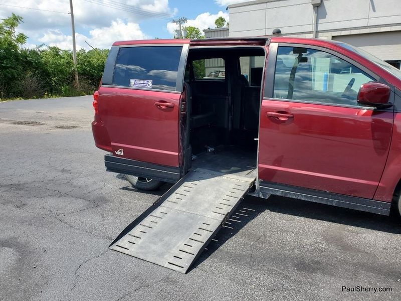 2018 Dodge Grand Caravan GTImage 6