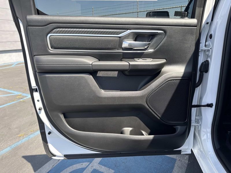 New 2026 RAM 1500 Big Horn Crew Cab 4x4 5'7' Box