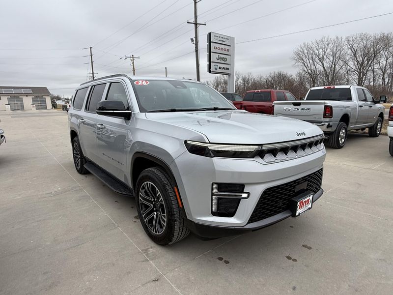 2026 Jeep Grand Wagoneer L 4x4Image 39