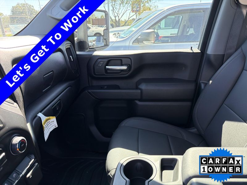 Used 2022 Chevrolet Silverado 3500HD Chassis Work TruckImage 31