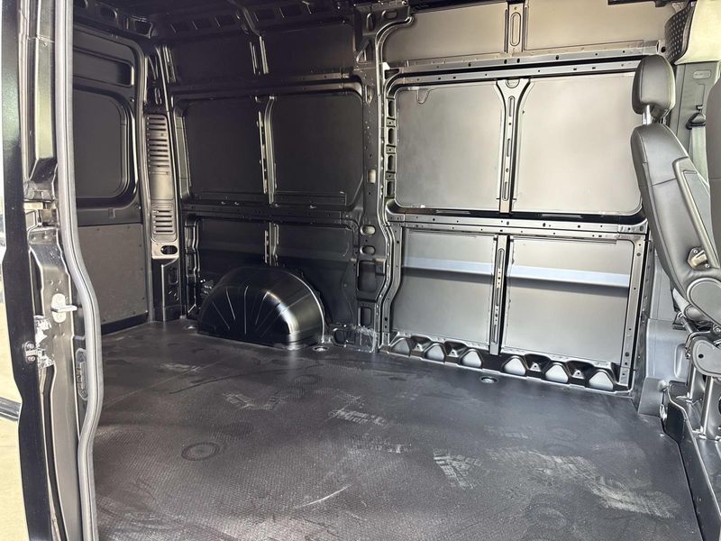 New 2026 RAM Promaster 1500 Slt Cargo Van High Roof 136' Wb