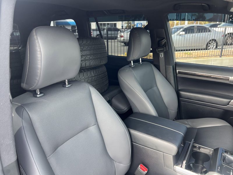 2023 Lexus GX 460 Image 24