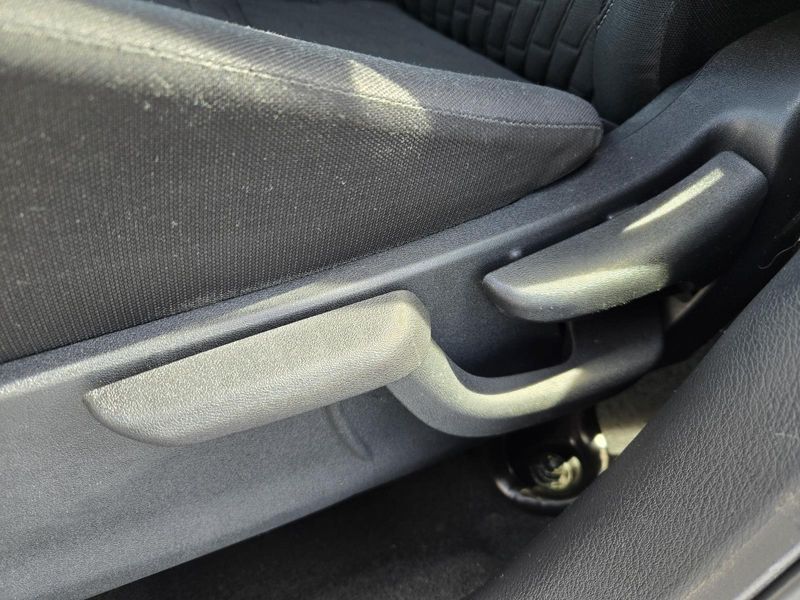 Used 2021 Nissan Kicks S FWD