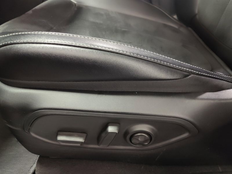 Used 2024 Jeep Grand Cherokee Altitude X 4X4 w/SunroofImage 18