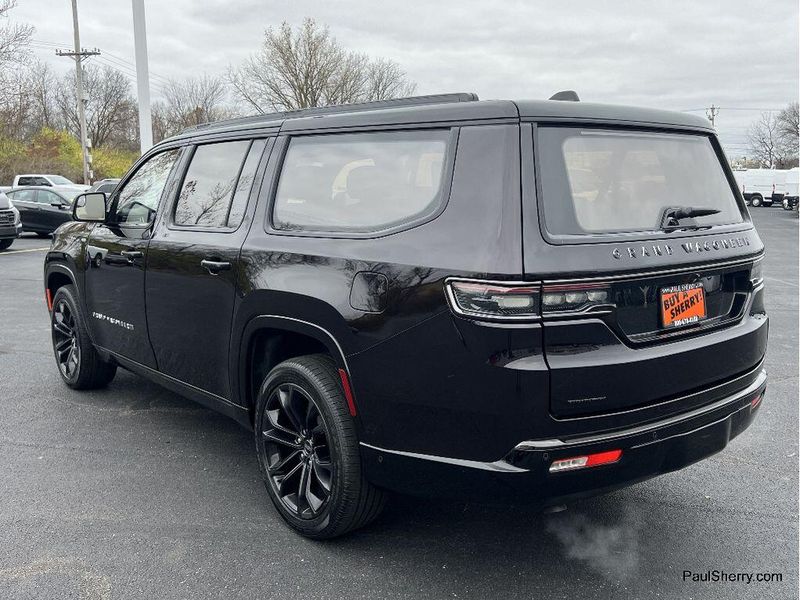 2023 Grand Wagoneer Wagoneer L Series II ObsidianImage 4