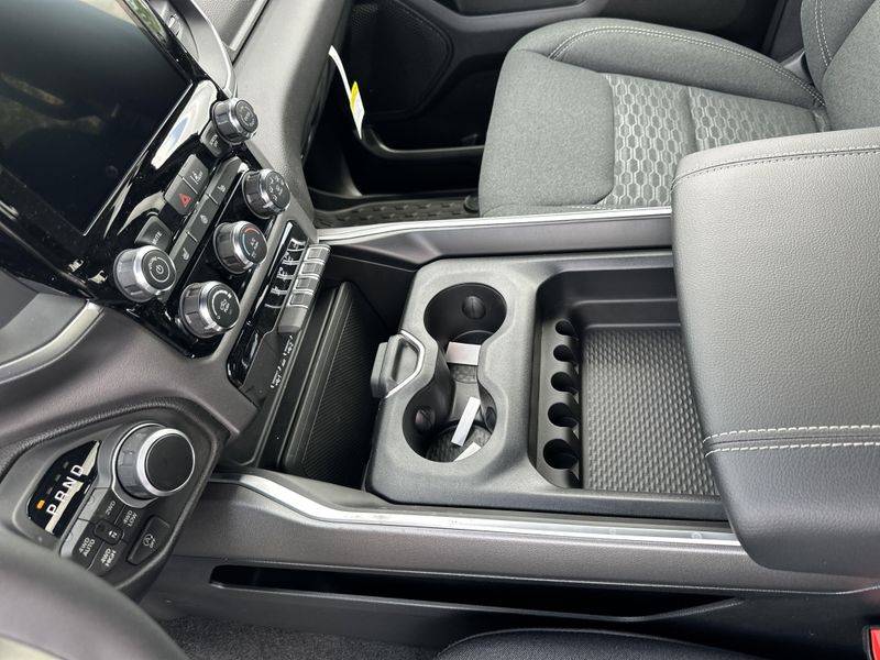 2025 RAM 1500 Big Horn Crew Cab 4x4 5