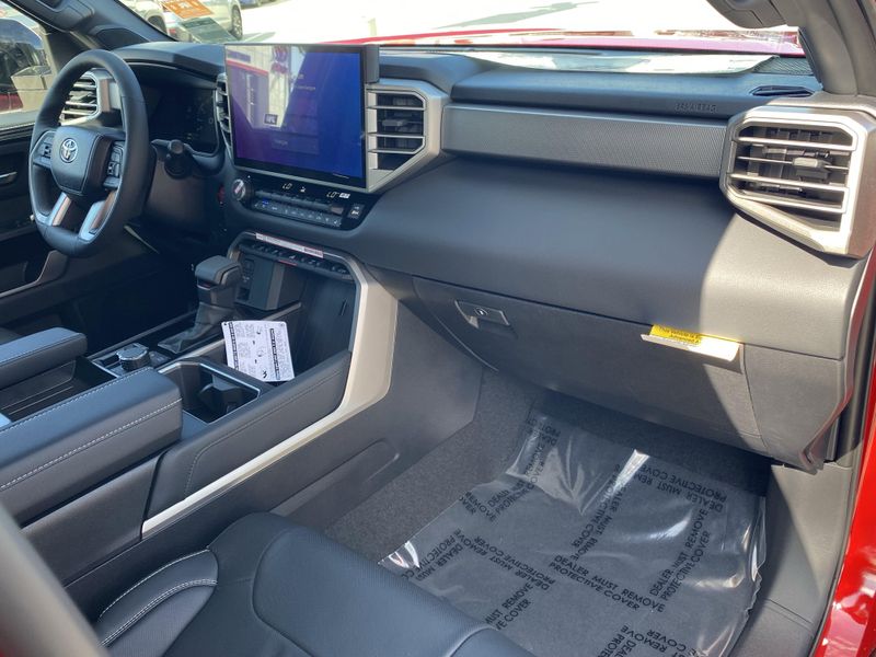 New 2026 Toyota Tundra Limited HybridImage 9
