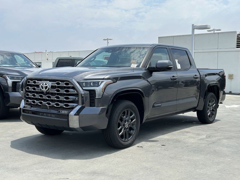 2024 Toyota Tundra PlatinumImage 6