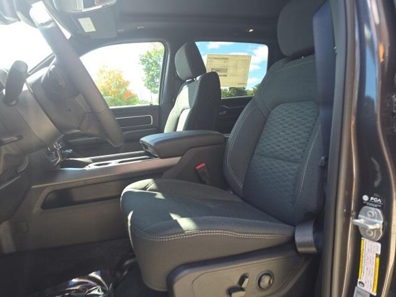 2026 Ram 1500 Big Horn photo 8