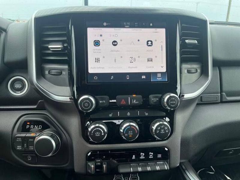 2025 RAM 1500 Big Horn Crew Cab 4x4 5'7' Box