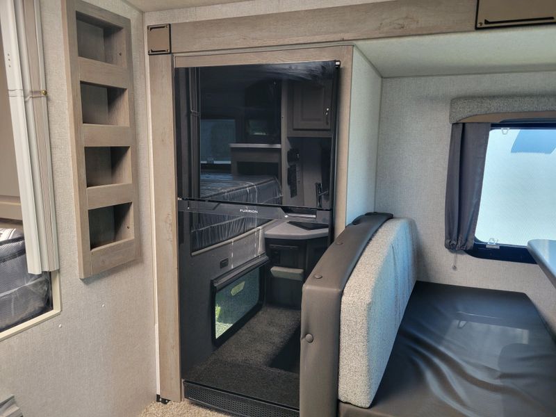 New 2027 NORTHWOOD MFG Arctic Fox 990Image 14