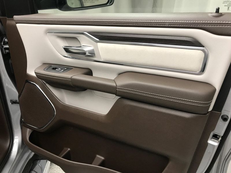 New 2025 RAM 1500 Laramie Crew Cab 4x4 5
