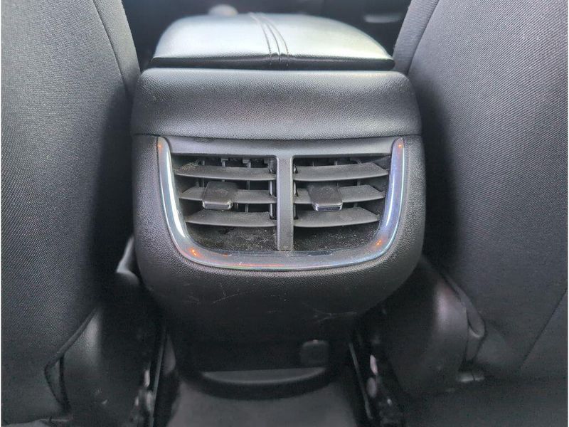 Used 2024 Chevrolet Malibu LTImage 33