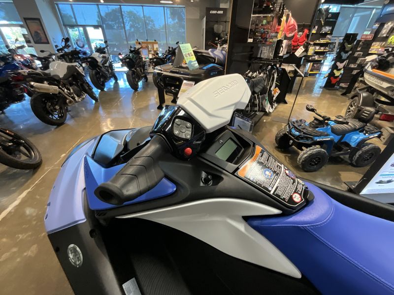 New 2025 SEA DOO SPARK FOR 2 Image 9