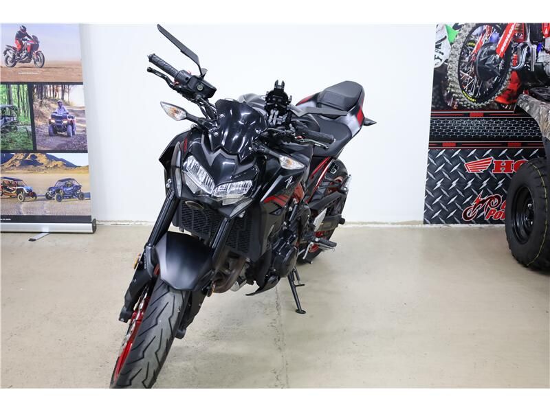 Used 2021 Kawasaki ZR900FMFNN Image 2