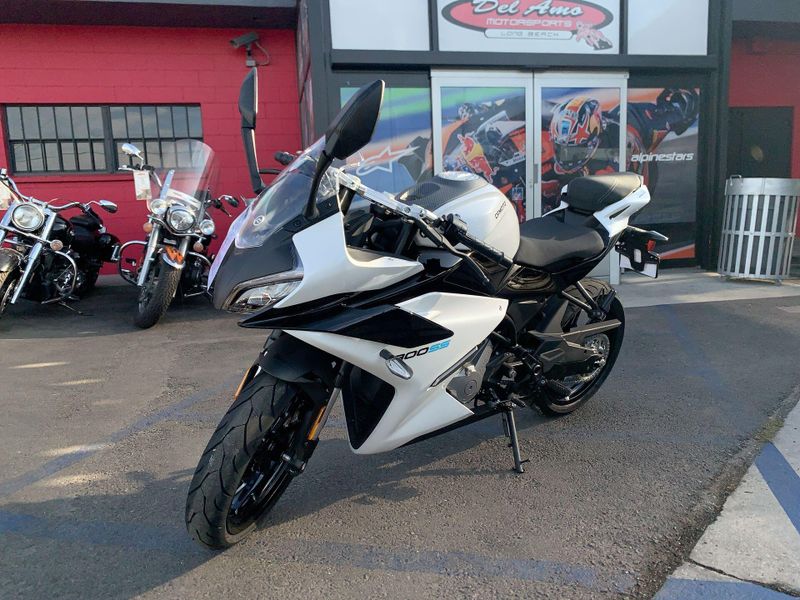 New 2025 CFMOTO 300SS Image 19