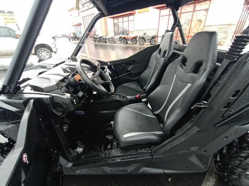 2025 Can-Am MAVERICK TRAIL DPS 50 1000 