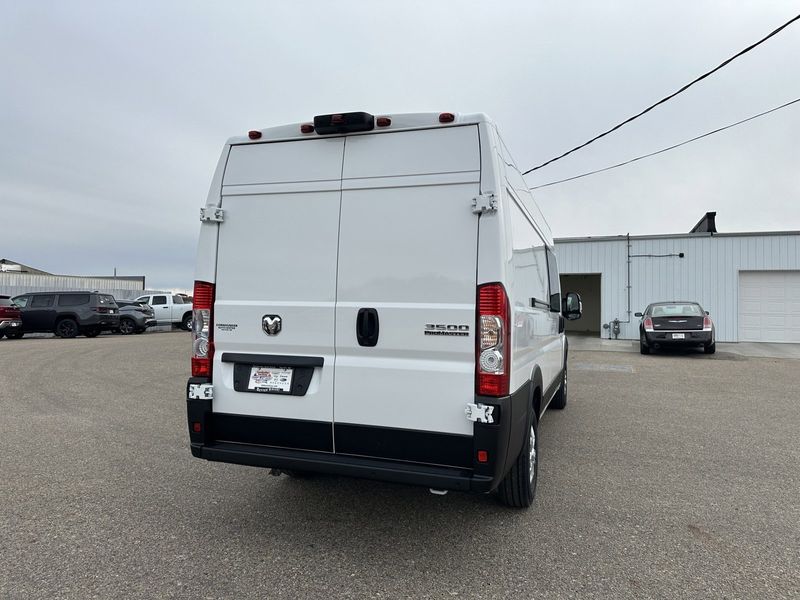 2024 RAM Promaster 3500 Slt Cargo Van High Roof 159