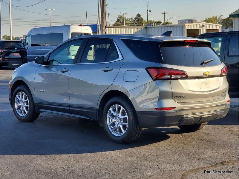 2023 Chevrolet Equinox LT photo 10