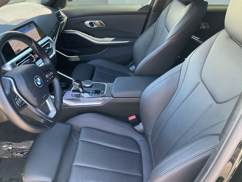 2021 BMW 3 Series 330iImage 17