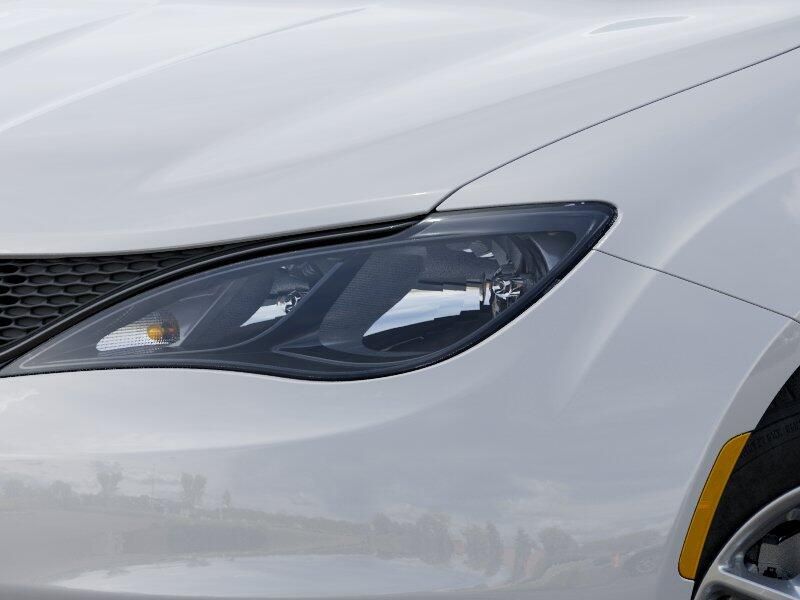 New 2026 Chrysler Voyager LX