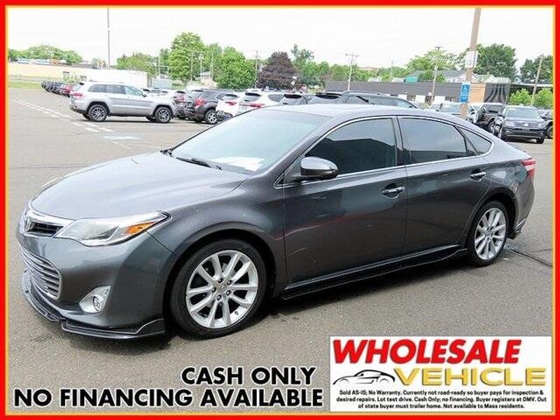 2014 Toyota Avalon LimitedImage 1