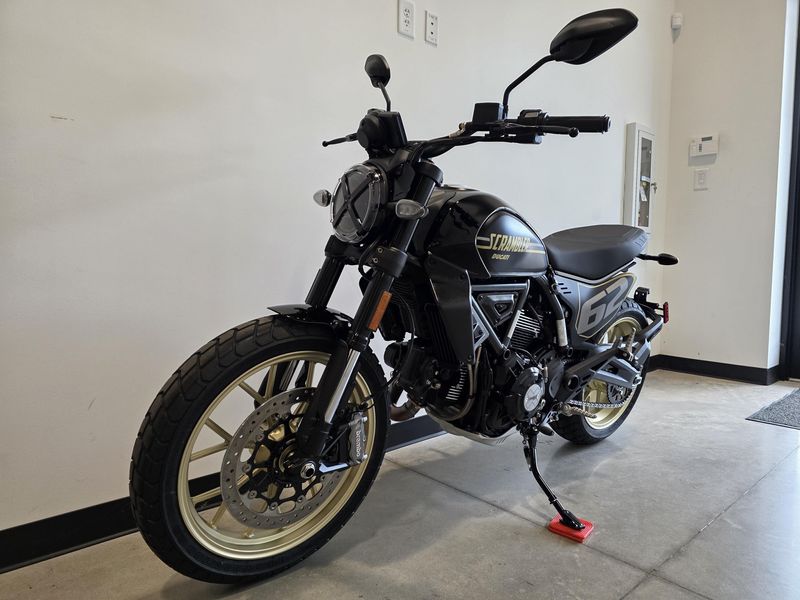New 2025 Ducati Scrambler Full Throttle 