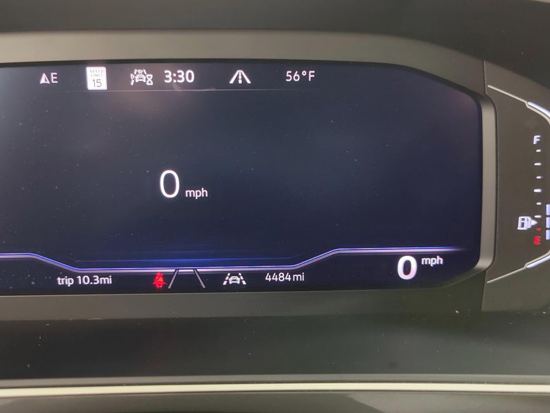 Used 2024 Volkswagen Tiguan AWD SEL R-Line w/Sunroof/NavImage 38