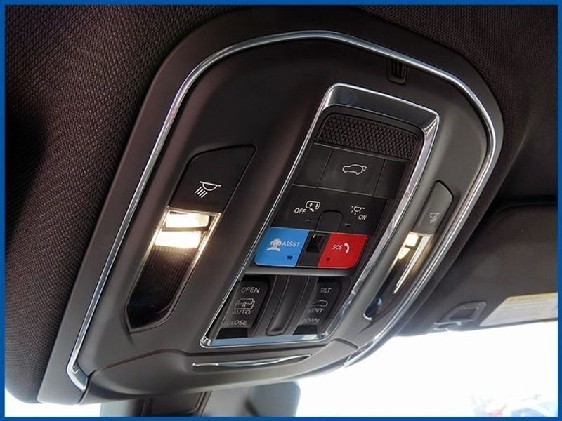 2023 Jeep Grand Cherokee LaredoImage 21