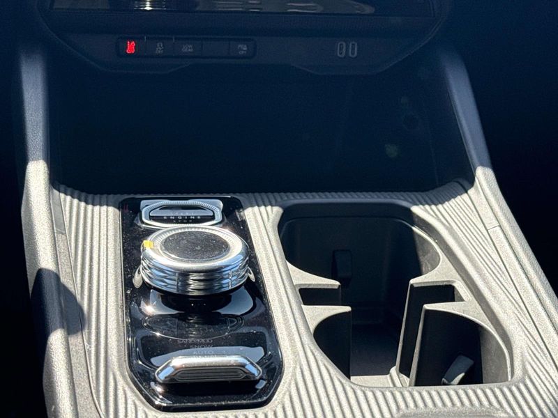 New 2026 Jeep Cherokee Limited 4x4
